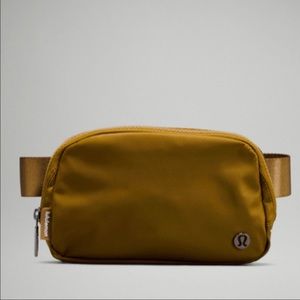 Lululemon Everywhere Belt Bag burnt caramel price firm